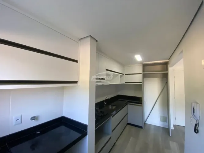 Apartamento semimobiliado disponível para locação no bairro Passo Manso Blumenau/SC