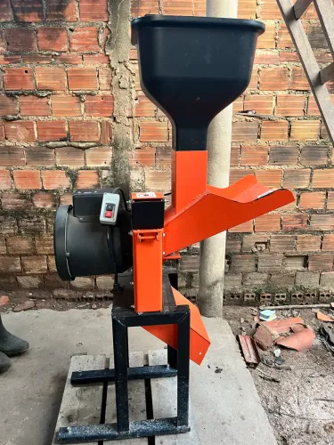 Triturador Forrageira Elétrico TRE25