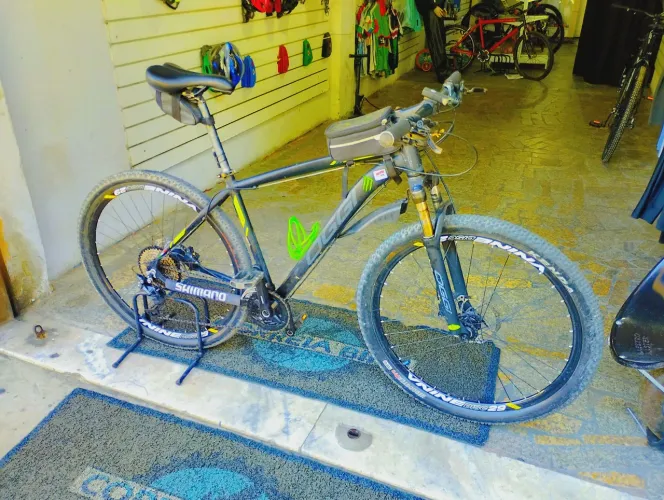 Vende-se bicicleta aro 29 Oggi hack HDS 10v 