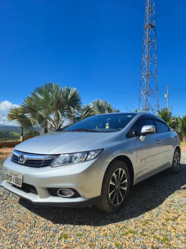 Honda Civic Sedan LXR 2.0 Flexone 16V Aut. 4P 2014