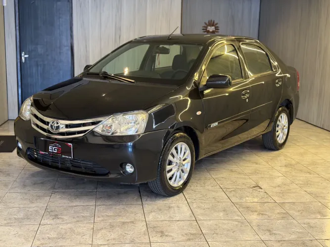 Toyota Etios XLS Sedan 1.5 Flex 16V 4P Mec. 2013