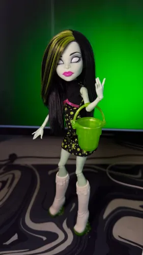 Monster High Scarah Screams Ghoul Fair