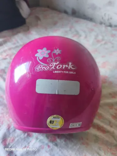 Capacete sem detalhes 70 $