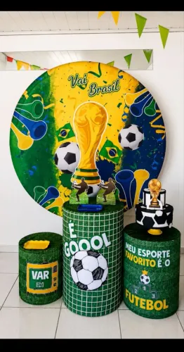 Pegue e Monte Decoração de Festas - Diversos Temas por R$ 110,00!