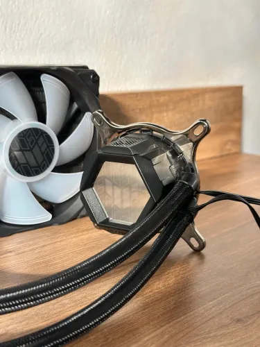 Water cooler Asus TUF pra intel 