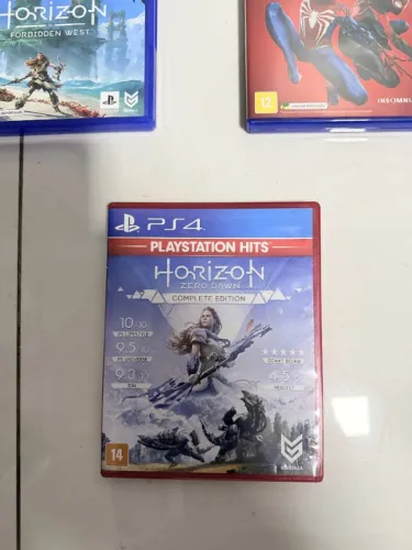 Horizon Zero Dawn Complete Edition PS4 - mídia física