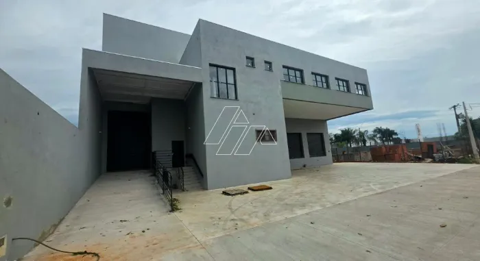 Galpão Comercial para Aluguel em Marília, SP 1.200 m² de Área Interna