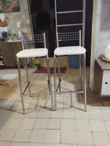 Vendo 2 banquetas