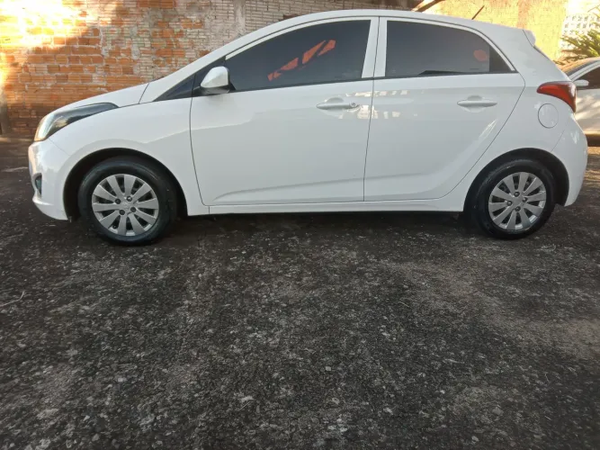 Hyundai HB20 C./c.plus/c.style 1.6 Flex 16V Mec. 2013