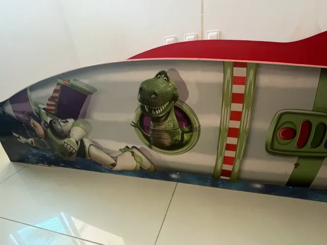 Cama infantil masculina do Buzz