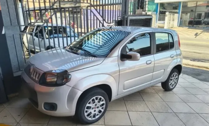 Fiat Uno Vivace/rua 1.0 EVO Fire Flex 8V 5P 2016