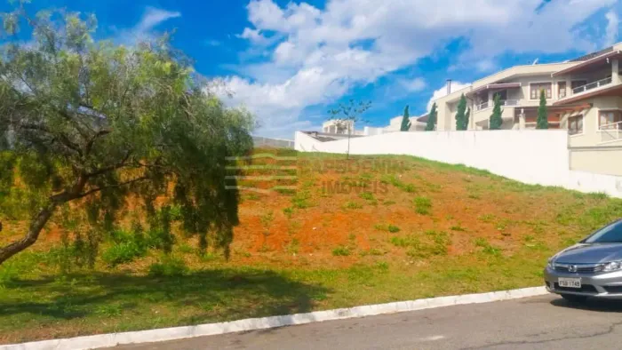 Terreno em condomínio a Venda no Santa Helena no Sapé I em Caçapava