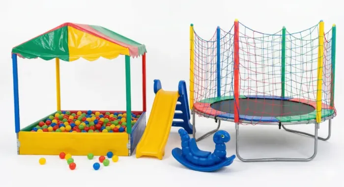 Kit Pula Pula 2,30m + Piscina de Bolinhas 1,50m + 700 Bolinhas + Escorrega