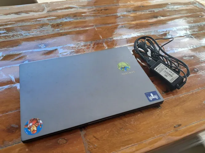 Vendo ou troco Notebook i3 11° geração 8gb ram