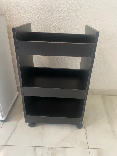 Carrinho Auxiliar Com Rodízios E Nichos - Preto 