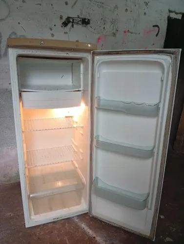 Geladeira faço a entrega