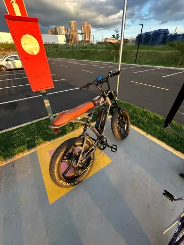 Bike elétrica Para sair rápido! 50km por hora, 60km de autonomia