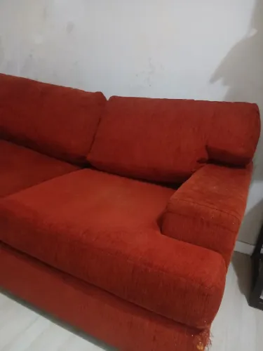 DOA-SE SOFÁ VERMELHO