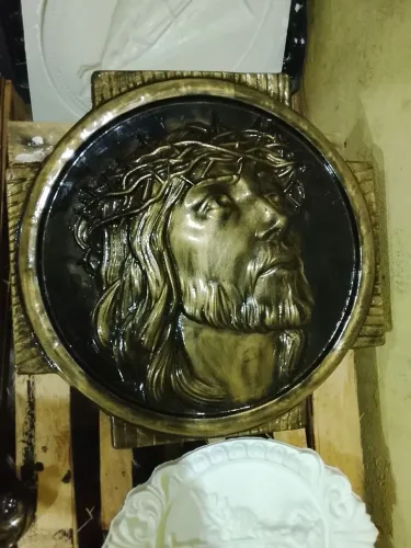 Cuadro decorativo de Jesús Cristo efeito bronce 41x41