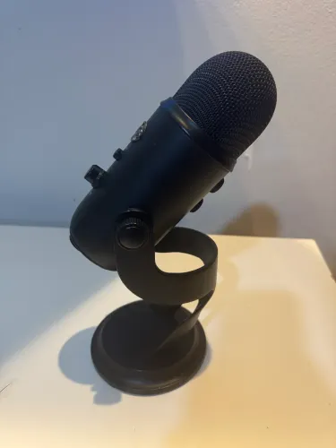 Microfone condensador Blue Yeti