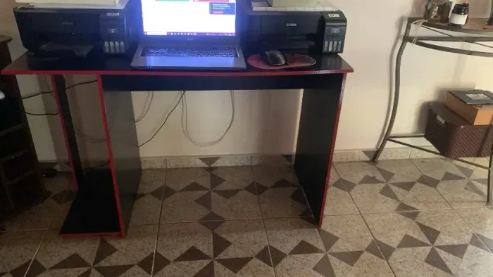 MESA PC SEMI NOVA
