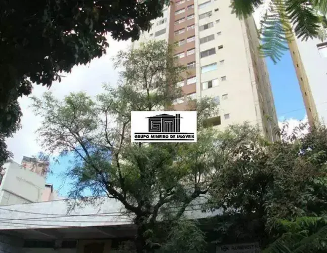 EXCELENTE LOJA COMERCIAL EM GALERIA  84,56 m²