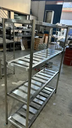 Estante Inox 1,10m com Prateleiras para Organização de Estoque