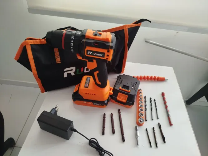 parafusadeira e furadeira 21v com impacto