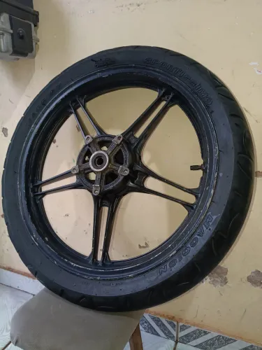 Roda fazer 250 dianteira 