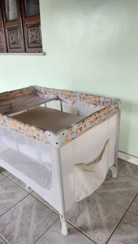 Berço chiqueirinho com colchão d18