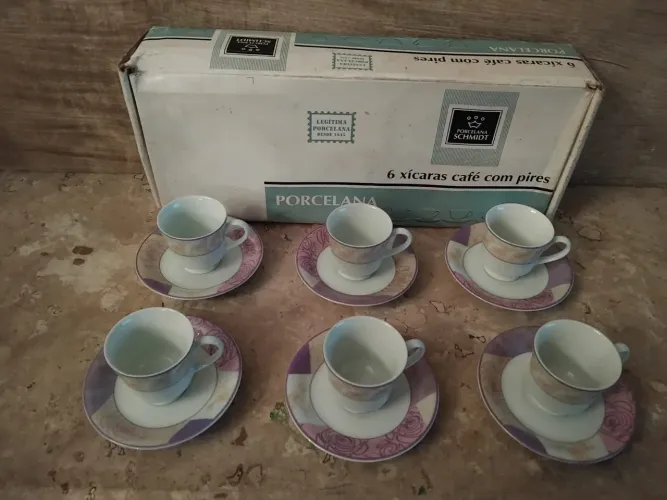6 xícaras c/ pires Porcelana Schmidt