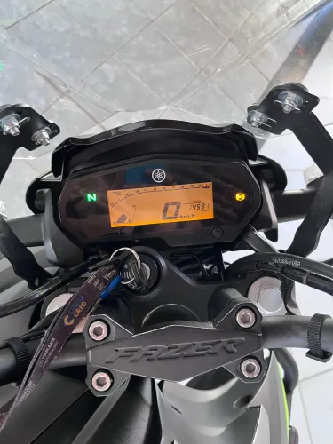Moto FZ25 2024, não é a FZ15