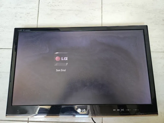 Tv LG M2550T para retirada de peças