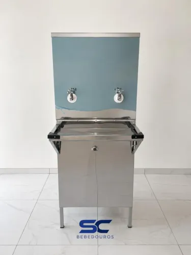 BEBEDOURO INDUSTRIAL 60 LITROS.