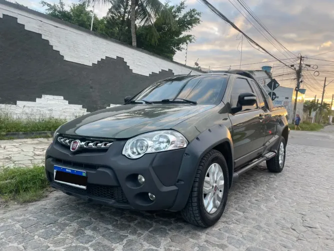 Fiat Strada Adventure 1.8/ 1.8 Locker Flex CE 2013