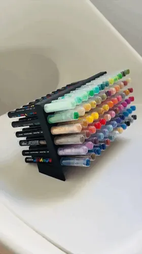Organizador de canetas em acrílico produzido em impressora 3d
