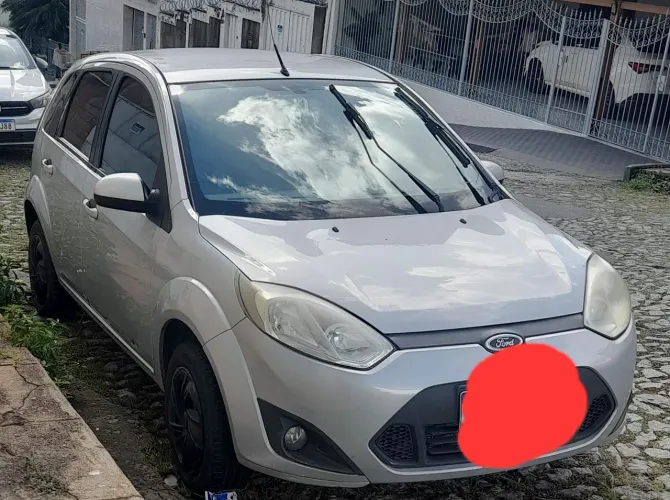 Ford Fiesta SE 1.6 8V Flex 5P 2014