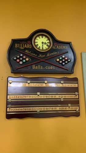 Mesa de Snooker oficial, 3.10 x1.70 metros, tudo para sua sala de jogos