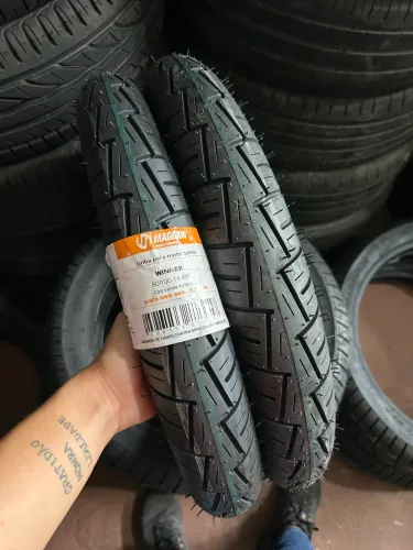 Pneu traseiro 80/100R14 BIZ 100/110 uso sem câmara 