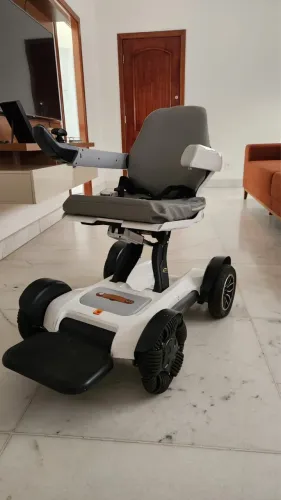 Cadeira de Rodas motorizada - Spacemed