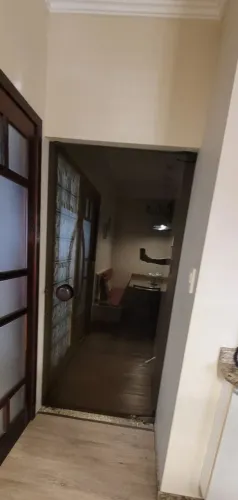 Porta Vidro Temperado.