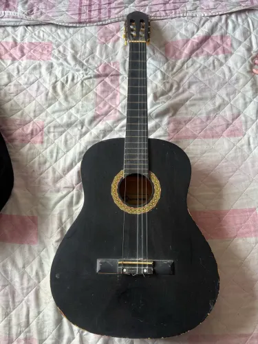 VIOLÃO ANTIGO