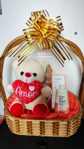 Promoção Cesta presente com urso pelúcia e creme para as mãos natura