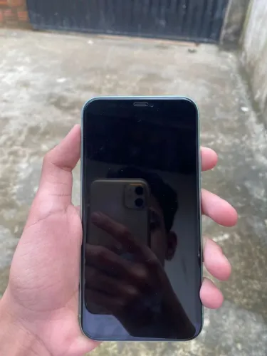 iPHONE 11 (Conservado) 