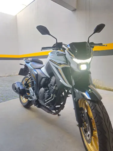 Yamaha FZ25 Fazer 250cc 2025