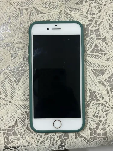 Iphone 8 em ótimas condições, 69% de bateria