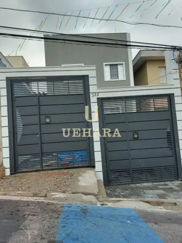 Casa de 3 dormitórios em ótimo estado para alugar na Casa Verde Alta!