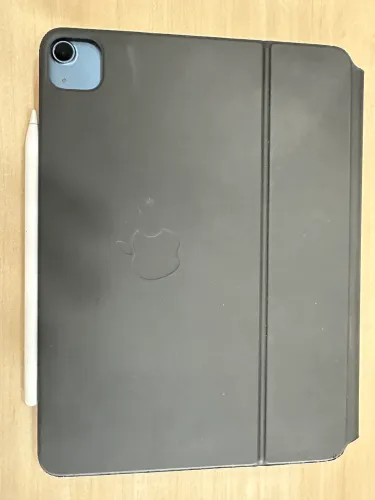 iPad Air M1