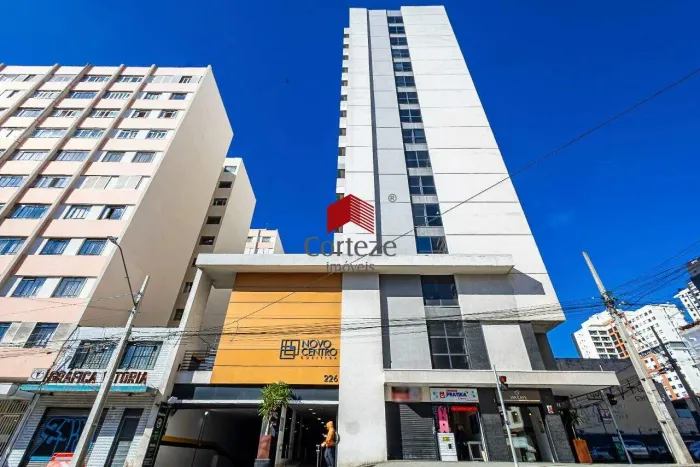 Sala / Conjunto com 28,6m² , à venda, no bairro Centro em Curitiba