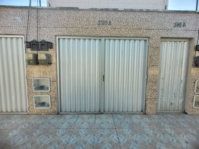 Casa para Alugar no Prefeito José Walter ? R$ 1.100/mês | 2 Suítes | Varanda